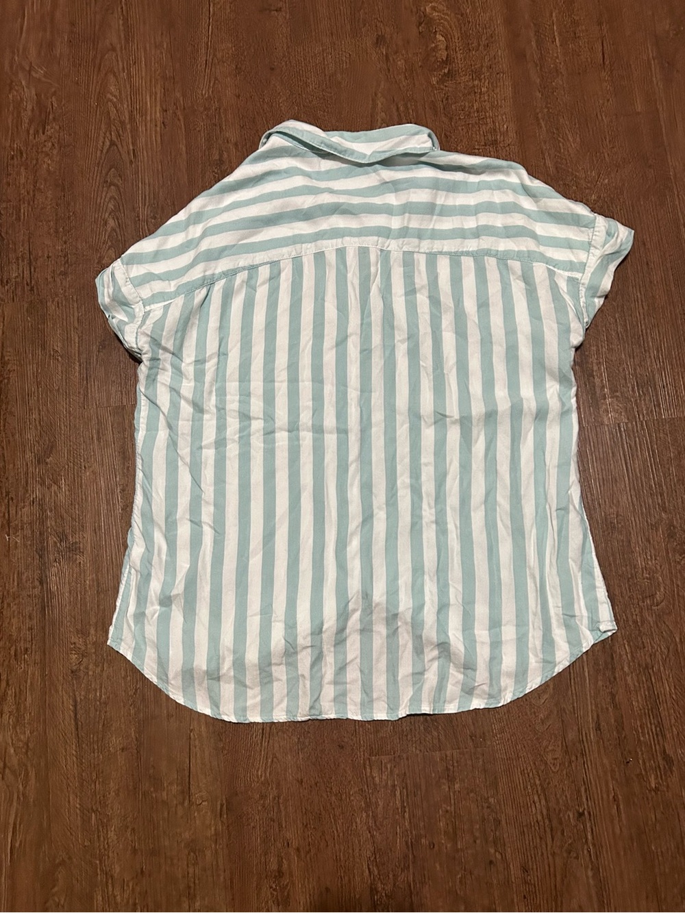 beachlunchlounge Mint and White Striped Shirt - Picture 2 of 3